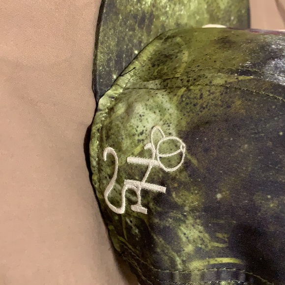 The Headspace Gemini Cap - Picture 6 of 7